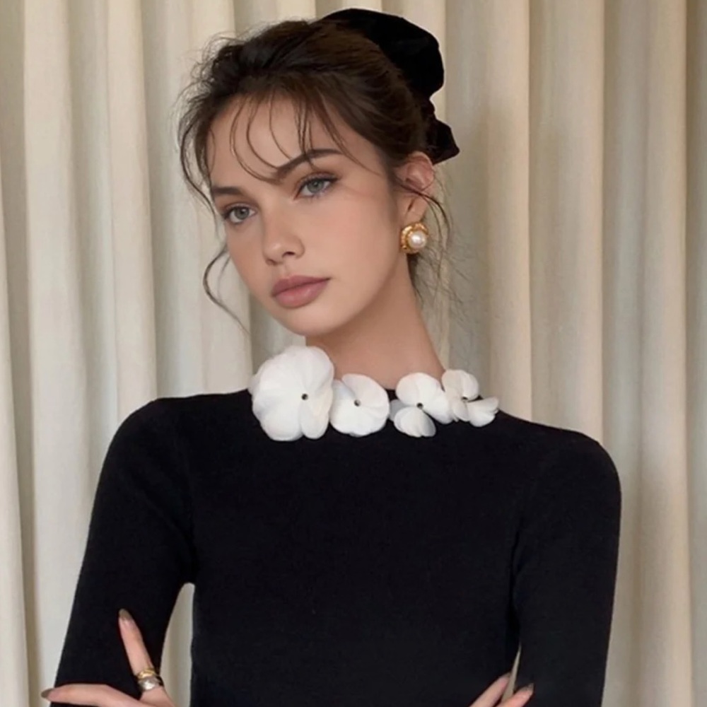 COMMENSE FLORAL TOP